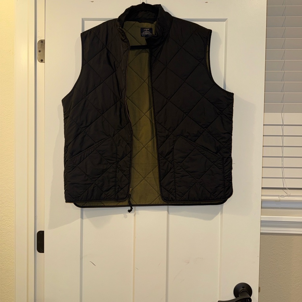 J. Crew Factory Men’s Black Quilted Vest
